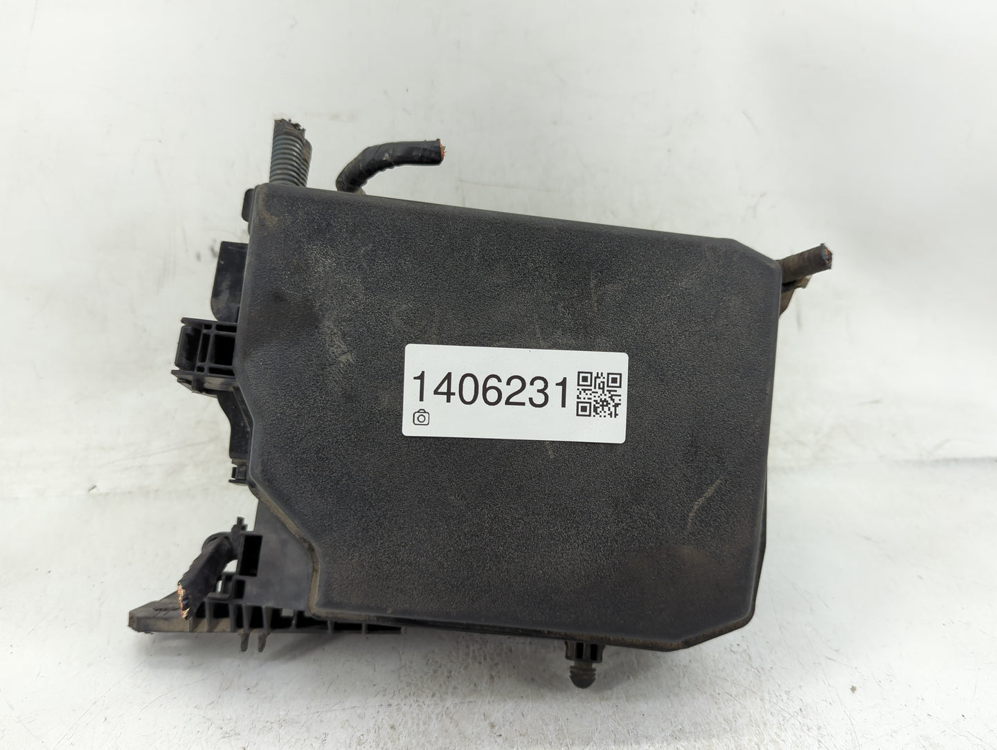 2014-2019 Toyota Corolla Fusebox Fuse Box Panel Relay Module P/N:82662-02660 Fits Fits 2014 2015 2016 2017 2018 2019 OEM Use