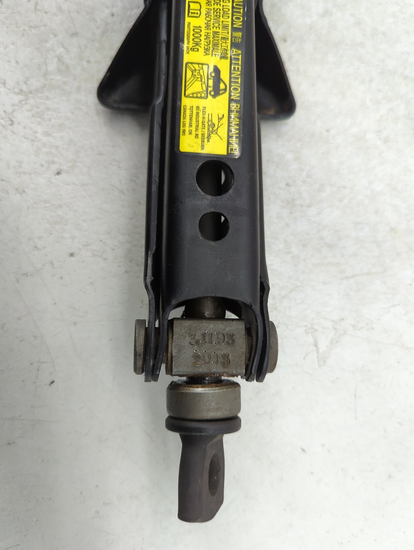 2014 Toyota Corolla Spare Scissor Car Jack 1409505 - Oemusedautoparts1.com