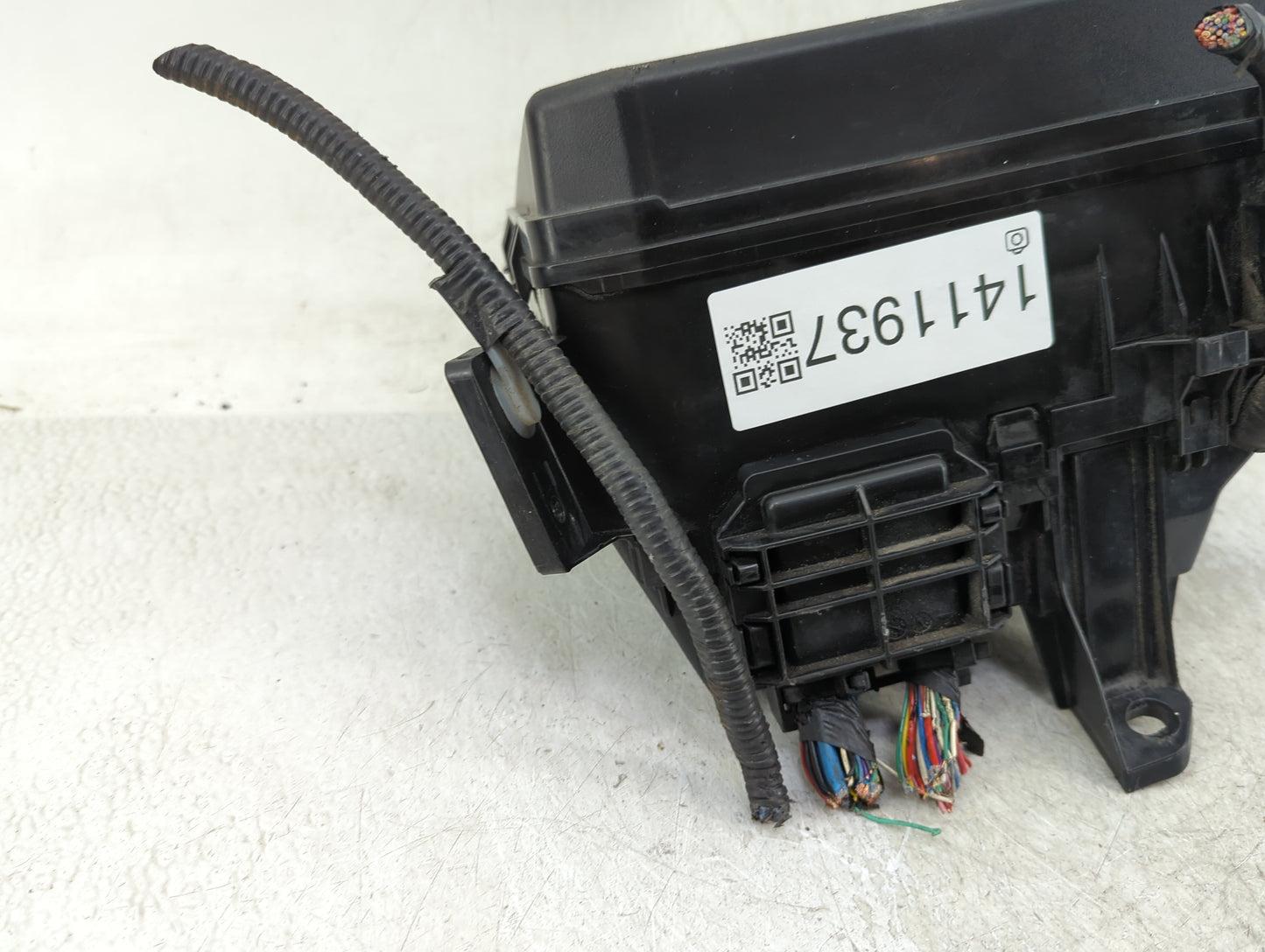 2014-2019 Toyota Corolla Fusebox Fuse Box Panel Relay Module Fits Fits 2014 2015 2016 2017 2018 2019 OEM Used Auto Parts - O