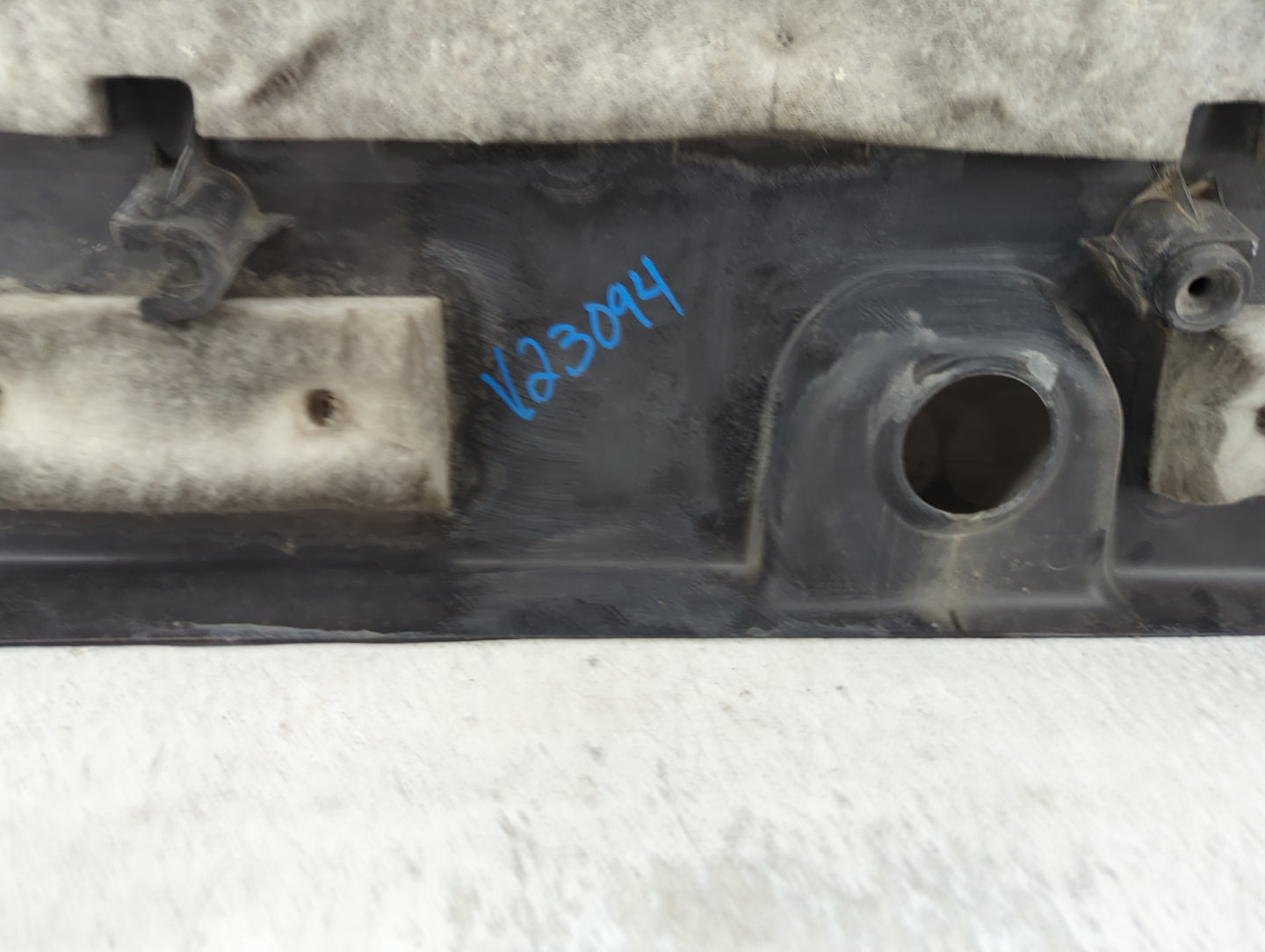 2014 Toyota Corolla Engine Cover - Oemusedautoparts1.com