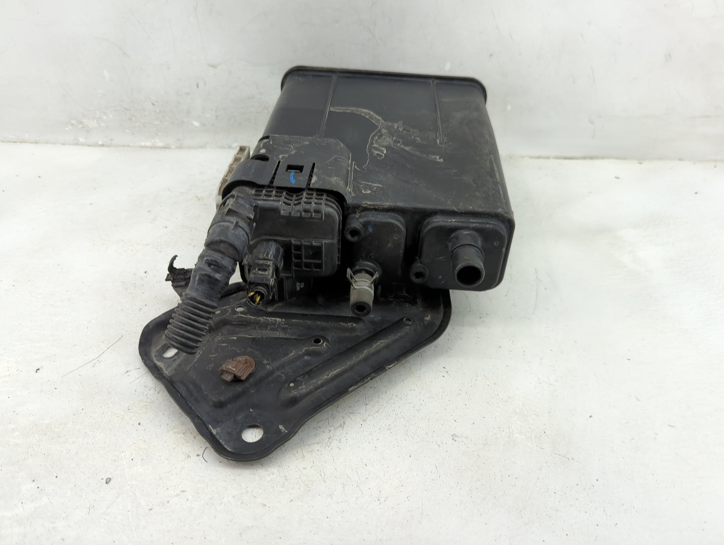 2014 Toyota Corolla Fuel Vapor Charcoal Canister - Oemusedautoparts1.com