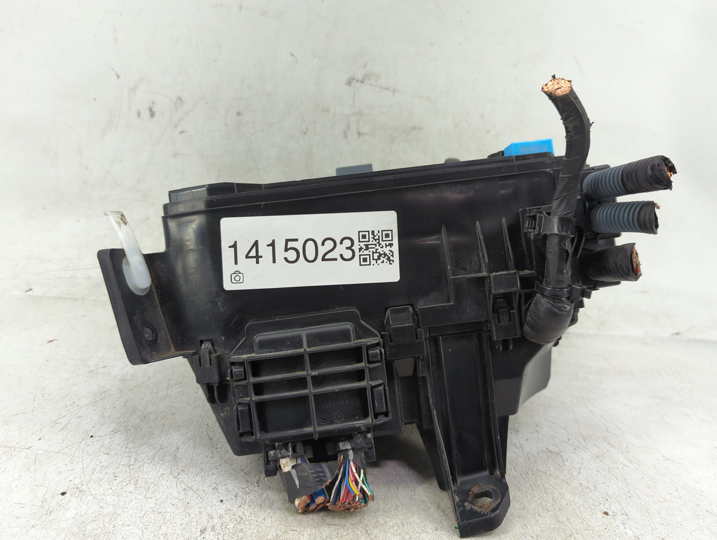 2014-2019 Toyota Corolla Fusebox Fuse Box Panel Relay Module P/N:7626XA1 Fits Fits 2014 2015 2016 2017 2018 2019 OEM Used Au