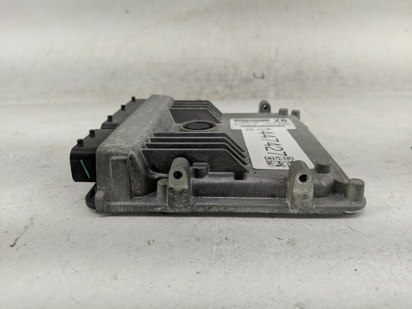 2014 Toyota Corolla PCM Engine Control Computer ECU ECM PCU OEM P/N:89661-0ZB40 28406838 Fits OEM Used Auto Parts - Oemuseda