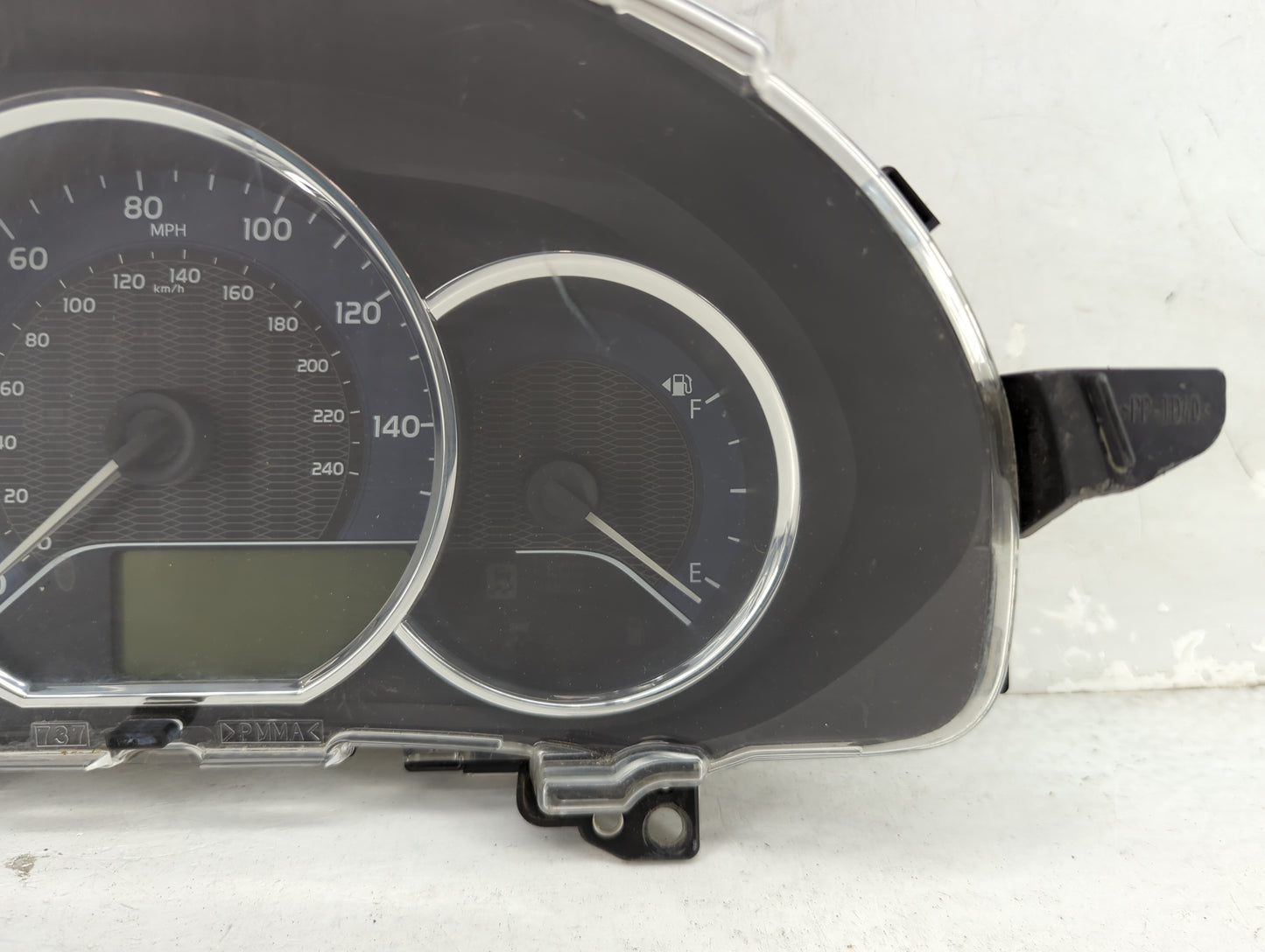 2014-2016 Toyota Corolla Instrument Cluster Speedometer Gauges P/N:83800-0ZX00 TN157560-0913 Fits Fits 2014 2015 2016 OEM Us