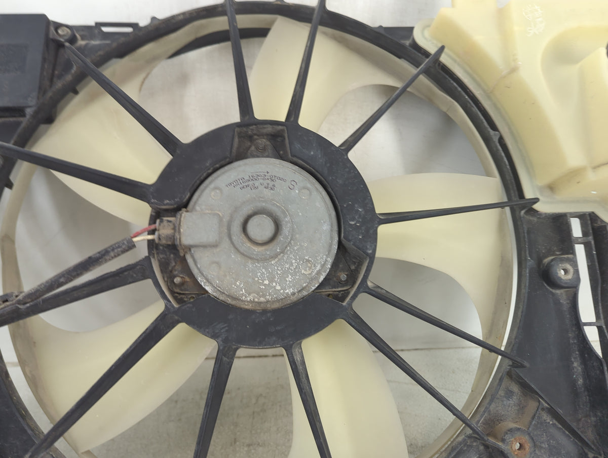 2014-2019 Toyota Corolla Electric Radiator Cooling Fan Motor Assembly P/N:AA422750-9401 422750-9401 Fits OEM Used Auto Parts