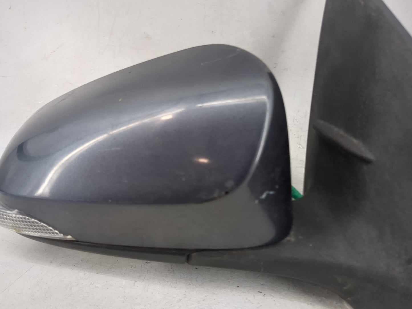 2014-2019 Toyota Corolla Passenger Side View Mirror - Right Door Mirror OEM Used - Oemusedautoparts1.com
