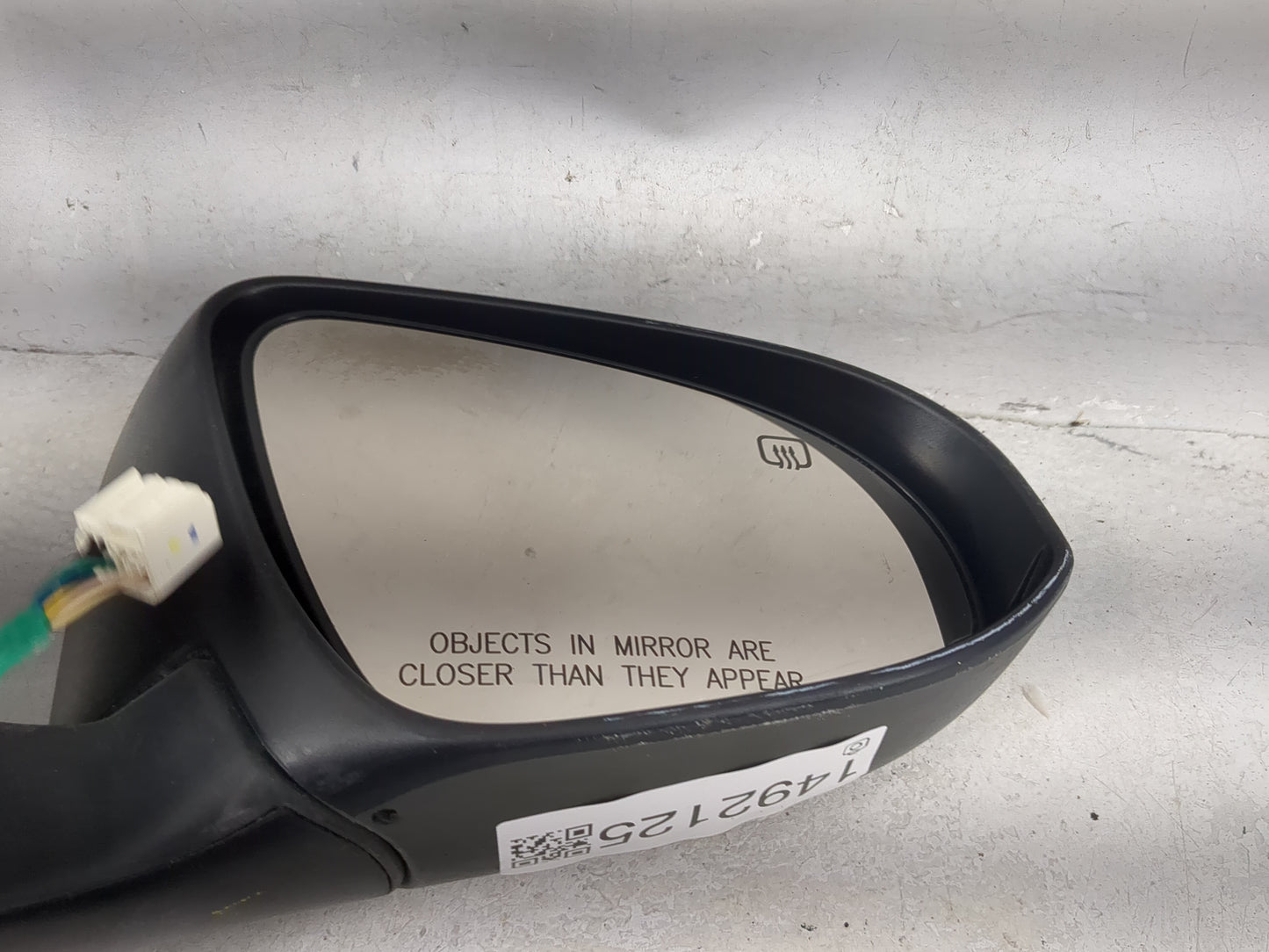 2014-2019 Toyota Corolla Passenger Side View Mirror - Right Door Mirror OEM Used - Oemusedautoparts1.com