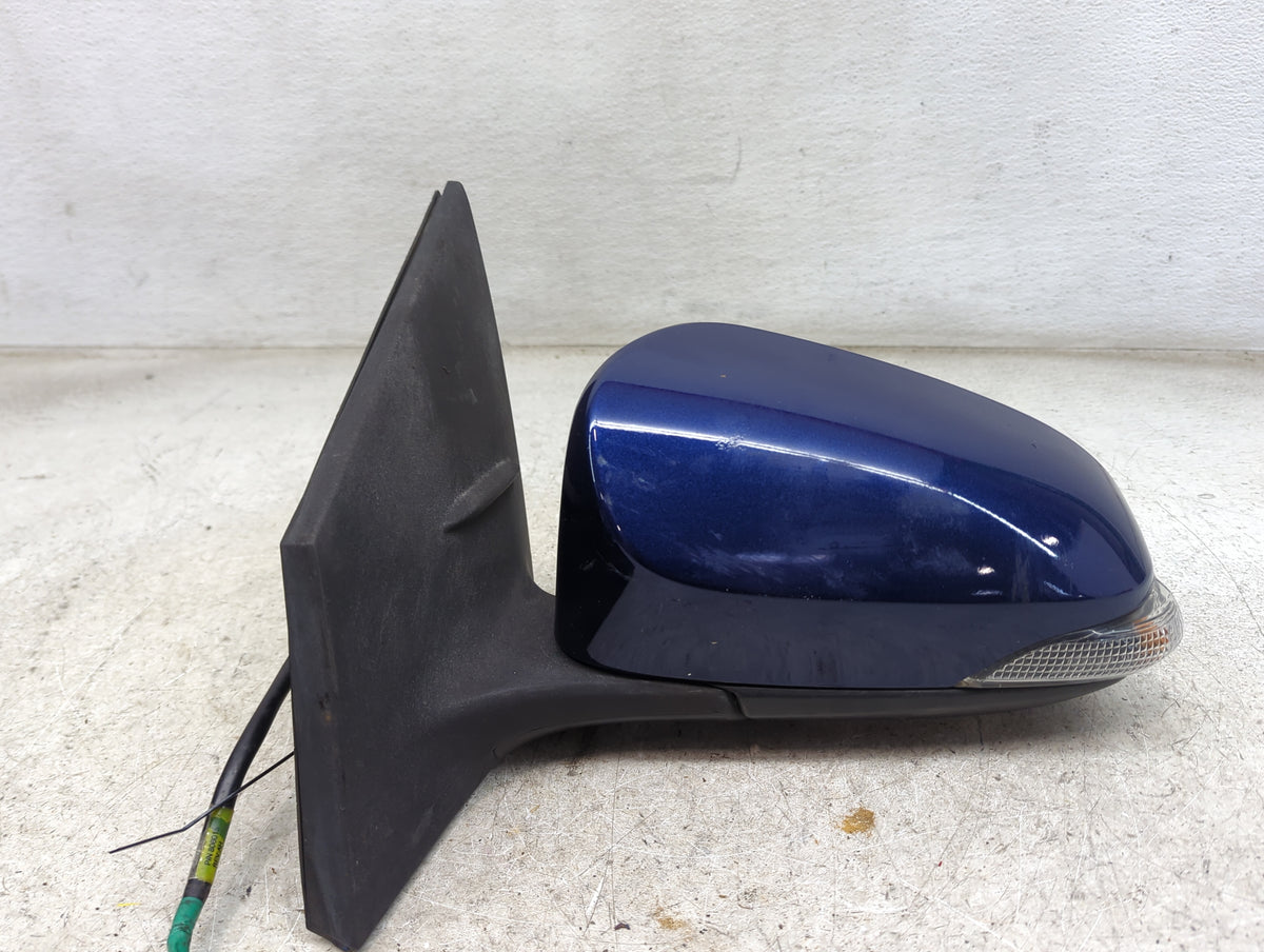 2014-2019 Toyota Corolla Driver Side View Mirror - Left Door Mirror OEM Used - Oemusedautoparts1.com