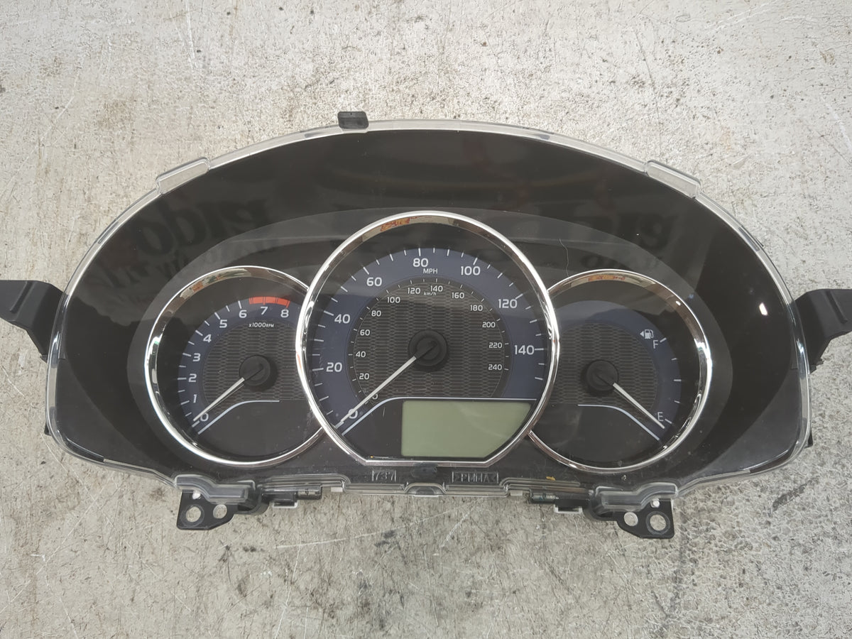 2014-2016 Toyota Corolla Instrument Cluster Speedometer Gauges P/N:83800-0ZX10-00 TN157560-0924 Miles: Fits Fits 2014 2015 2