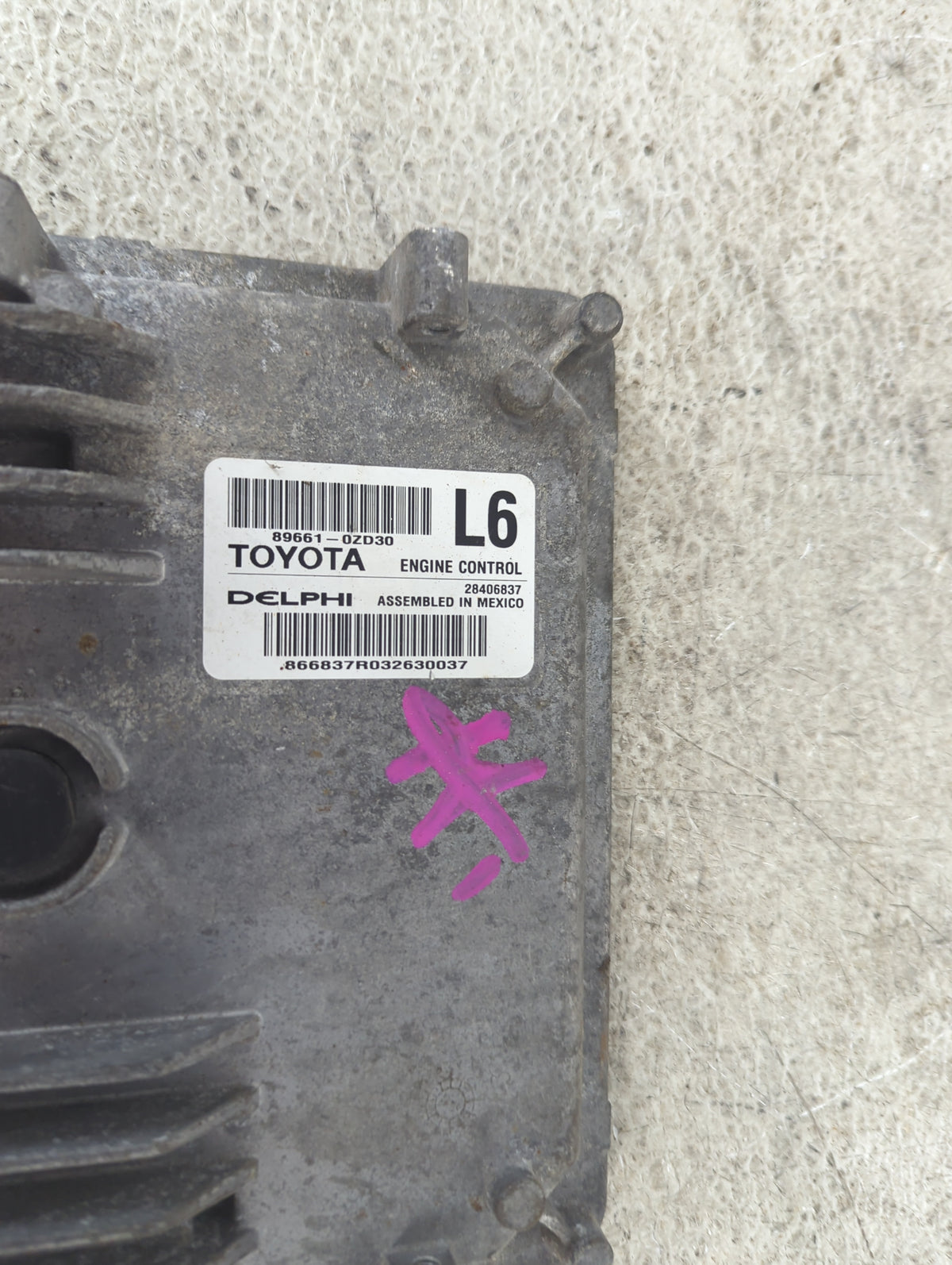 2014 Toyota Corolla PCM Engine Control Computer ECU ECM PCU OEM P/N:89661-0ZD30 28406837 Fits OEM Used Auto Parts - Oemuseda