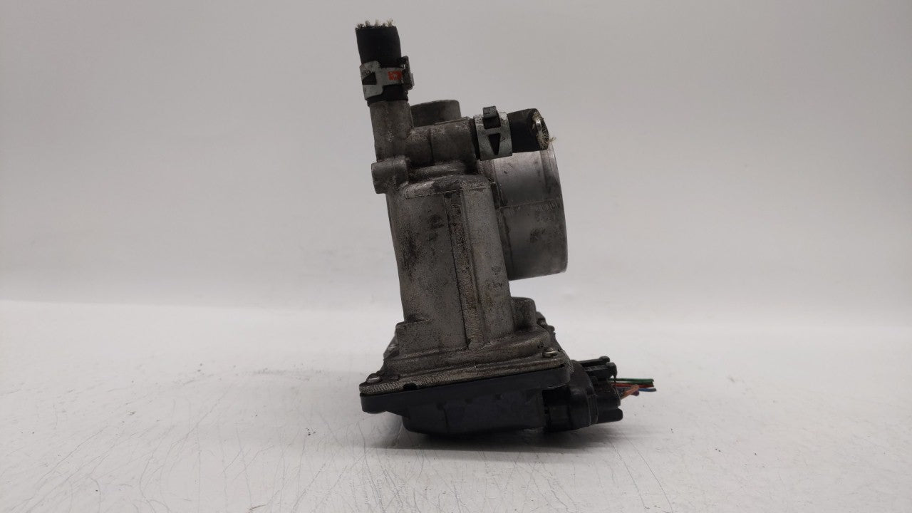 2011-2018 Toyota Corolla Throttle Body P/N:22030-0T080 Fits Fits 2011 2012 2013 2014 2015 2016 2017 2018 OEM Used Auto Parts