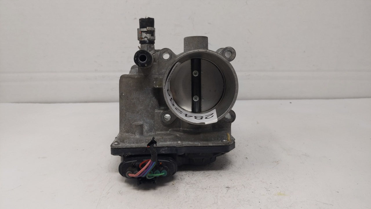 2011-2018 Toyota Corolla Throttle Body P/N:22030-0T080 Fits Fits 2011 2012 2013 2014 2015 2016 2017 2018 OEM Used Auto Parts