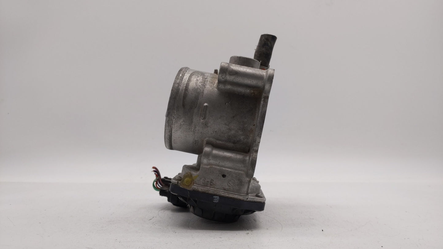 2011-2018 Toyota Corolla Throttle Body P/N:22030-0T080 Fits Fits 2011 2012 2013 2014 2015 2016 2017 2018 OEM Used Auto Parts