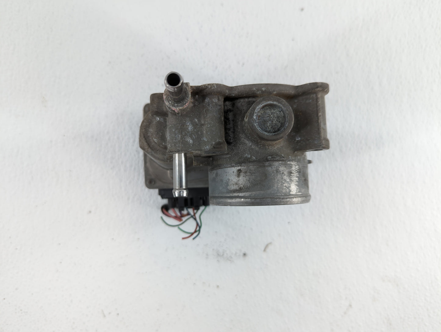 2011-2018 Toyota Corolla Throttle Body P/N:22030-0T080 Fits Fits 2011 2012 2013 2014 2015 2016 2017 2018 OEM Used Auto Parts