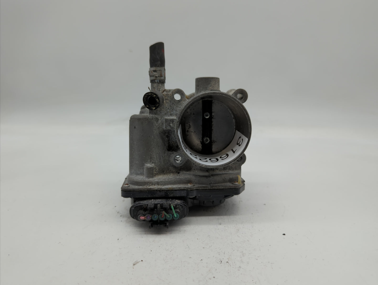 2011-2018 Toyota Corolla Throttle Body P/N:22030-0T080 Fits Fits 2011 2012 2013 2014 2015 2016 2017 2018 OEM Used Auto Parts