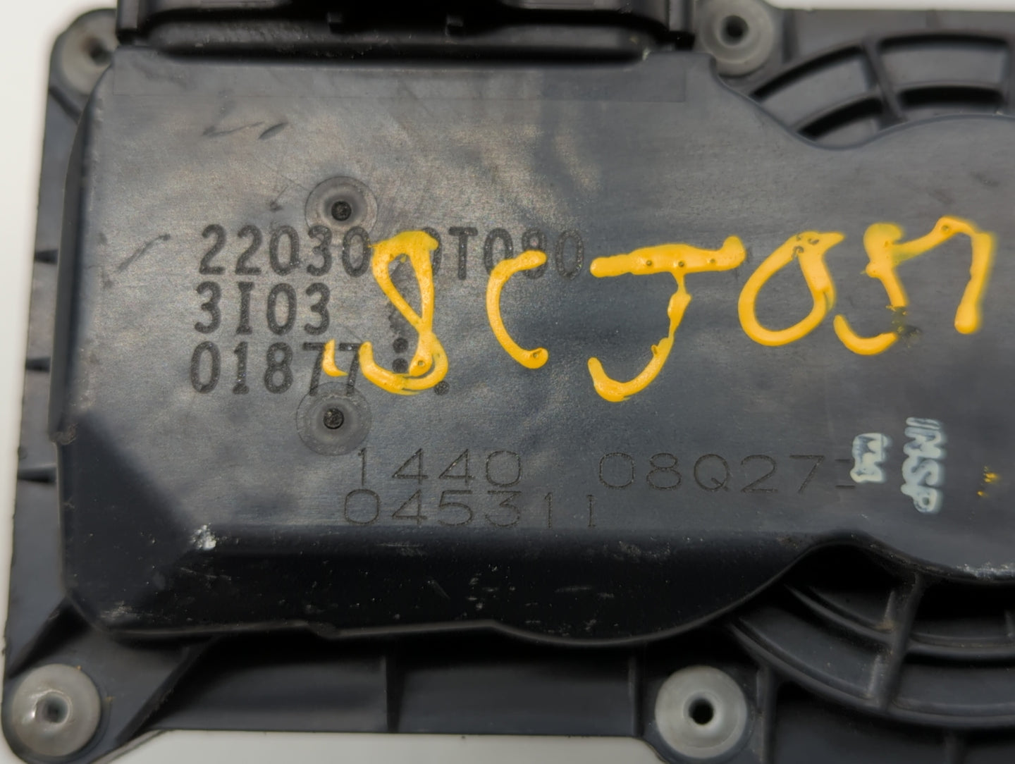 2011-2018 Toyota Corolla Throttle Body P/N:22030-0T080 Fits Fits 2011 2012 2013 2014 2015 2016 2017 2018 OEM Used Auto Parts