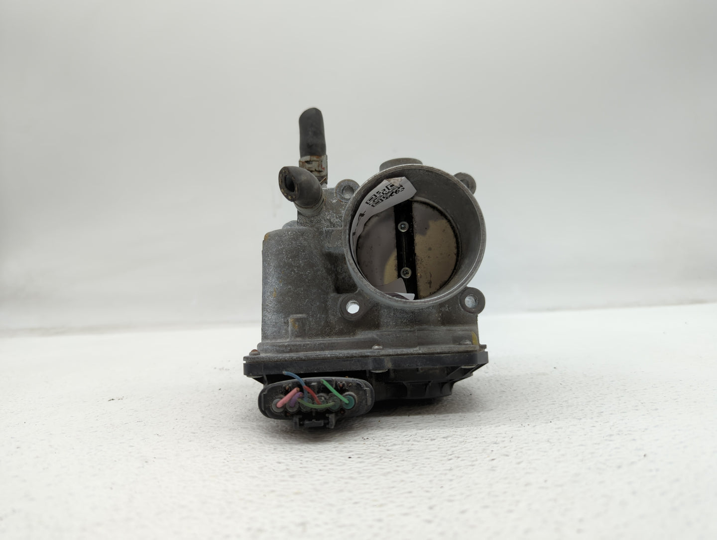 2011-2018 Toyota Corolla Throttle Body P/N:22030-0T080 Fits Fits 2011 2012 2013 2014 2015 2016 2017 2018 OEM Used Auto Parts