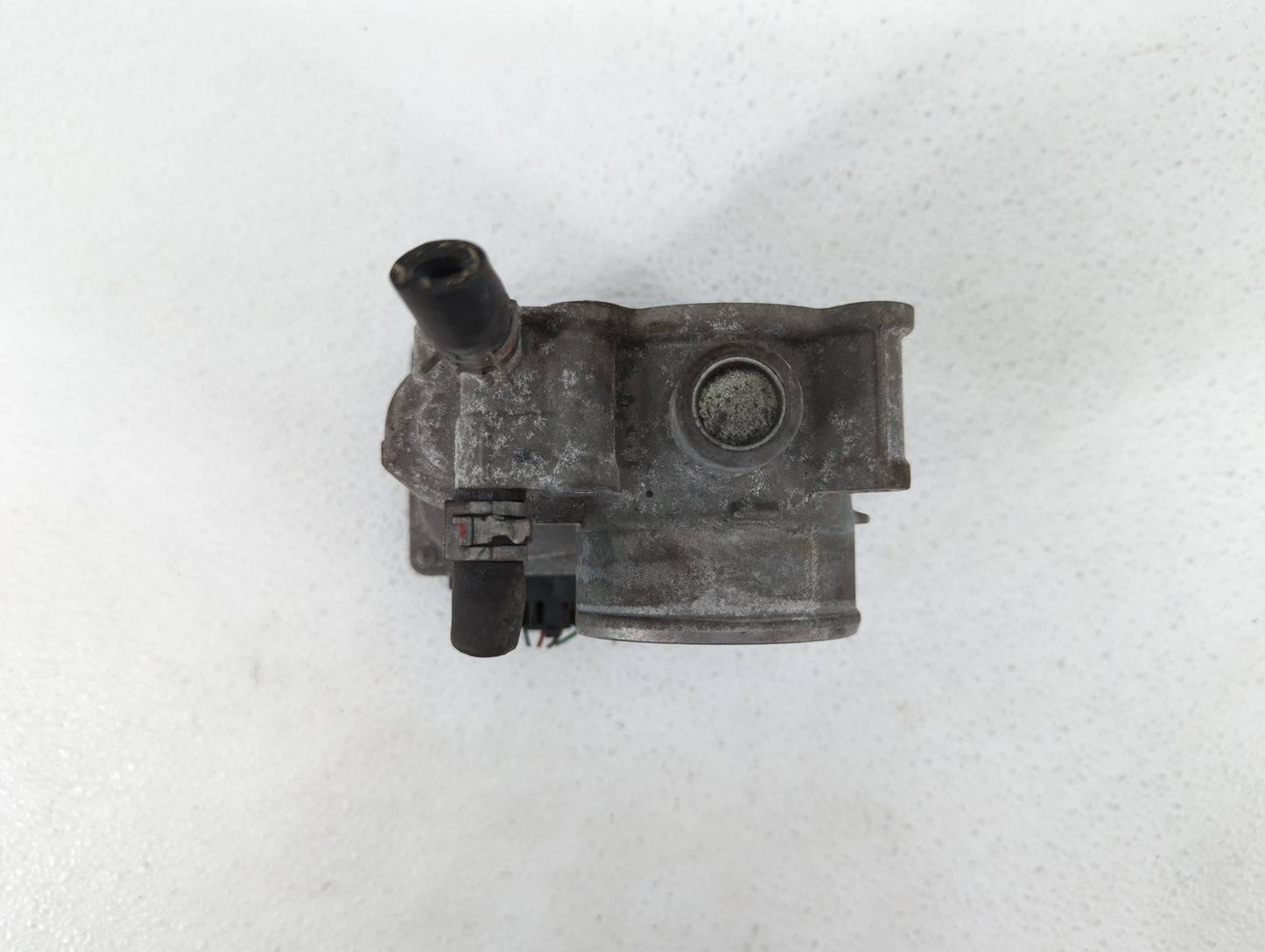 2011-2018 Toyota Corolla Throttle Body P/N:22030-0T080 Fits Fits 2011 2012 2013 2014 2015 2016 2017 2018 OEM Used Auto Parts