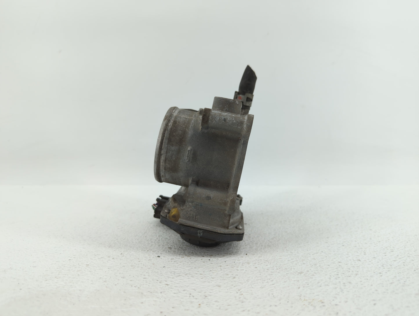 2011-2018 Toyota Corolla Throttle Body P/N:22030-0T080 Fits Fits 2011 2012 2013 2014 2015 2016 2017 2018 OEM Used Auto Parts