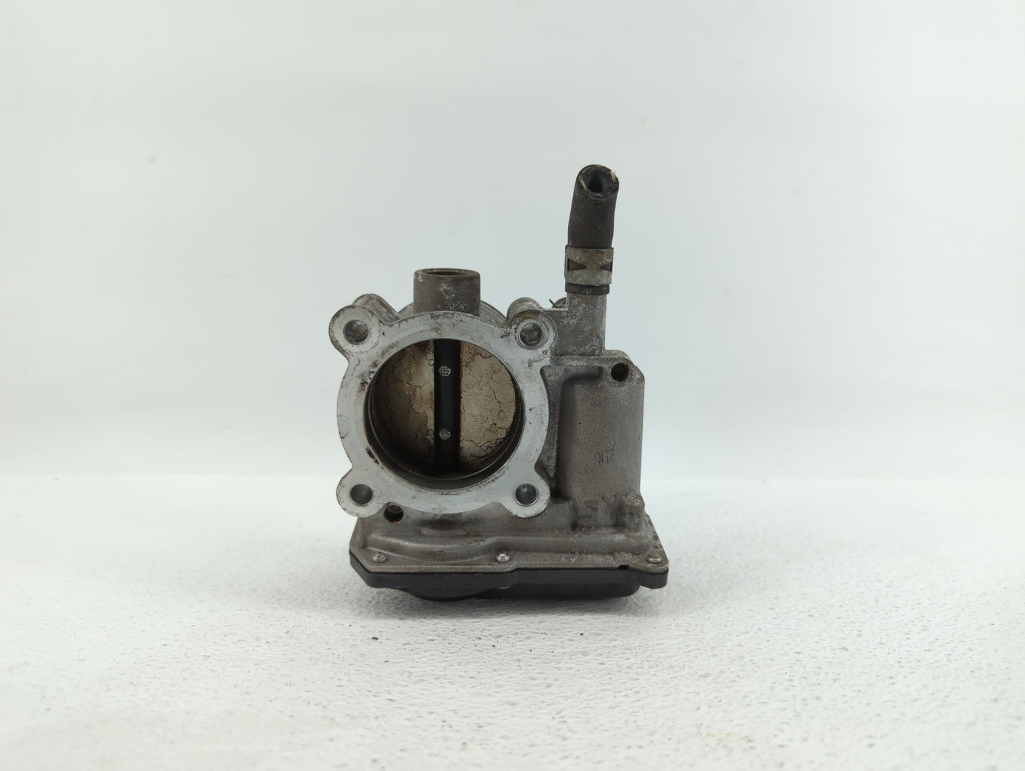 2011-2018 Toyota Corolla Throttle Body P/N:22030-0T080 Fits Fits 2011 2012 2013 2014 2015 2016 2017 2018 OEM Used Auto Parts