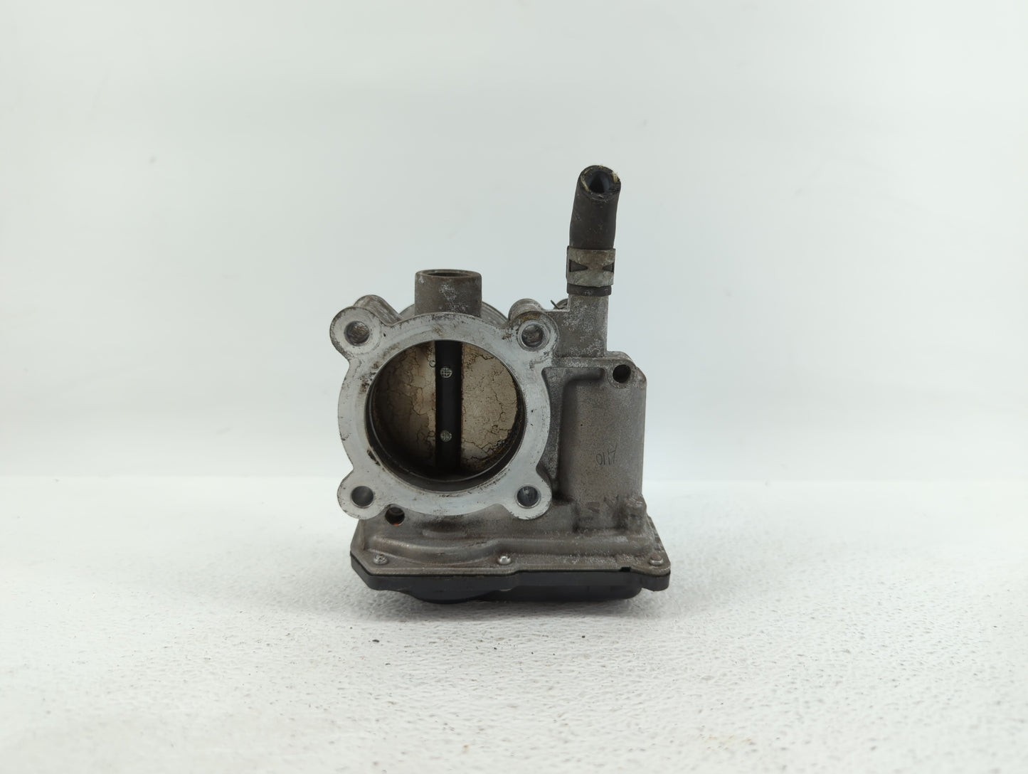 2011-2018 Toyota Corolla Throttle Body P/N:22030-0T080 Fits Fits 2011 2012 2013 2014 2015 2016 2017 2018 OEM Used Auto Parts