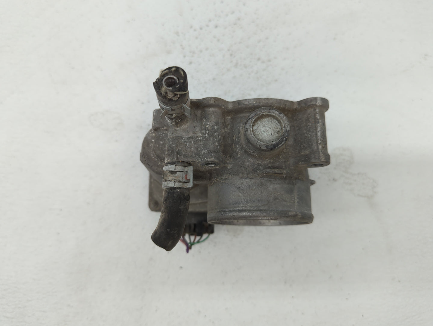 2011-2018 Toyota Corolla Throttle Body P/N:22030-0T080 Fits Fits 2011 2012 2013 2014 2015 2016 2017 2018 OEM Used Auto Parts