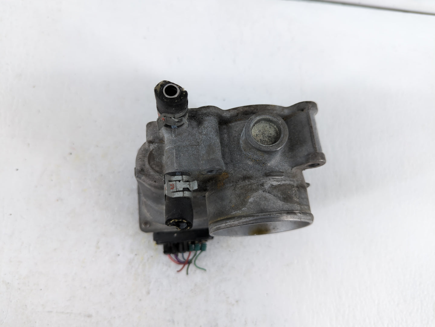 2011-2018 Toyota Corolla Throttle Body P/N:22030-0T080 Fits Fits 2011 2012 2013 2014 2015 2016 2017 2018 OEM Used Auto Parts