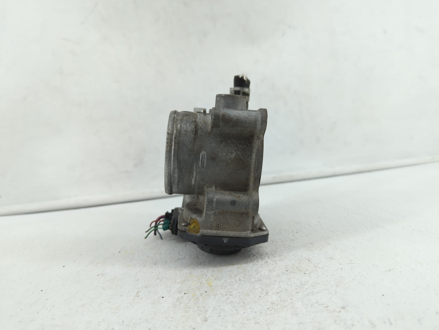 2011-2018 Toyota Corolla Throttle Body P/N:22030-0T080 Fits Fits 2011 2012 2013 2014 2015 2016 2017 2018 OEM Used Auto Parts