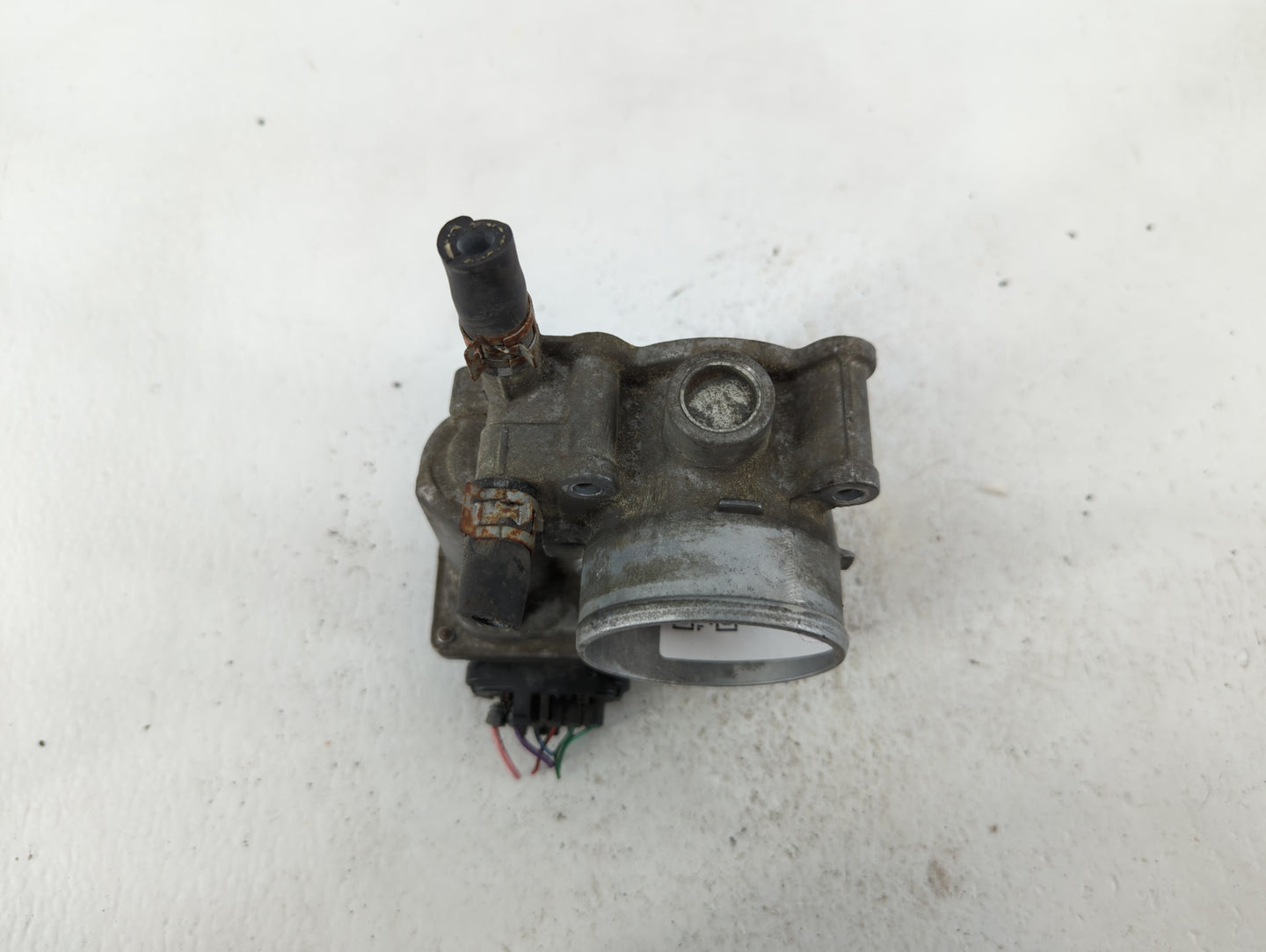 2011-2019 Toyota Corolla Throttle Body P/N:22030-0T080 Fits Fits 2011 2012 2013 2014 2015 2016 2017 2018 2019 OEM Used Auto 