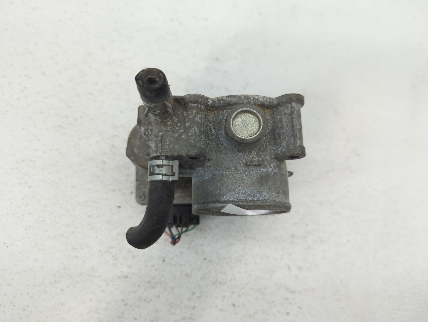 2011-2019 Toyota Corolla Throttle Body P/N:2230-0T080 Fits Fits 2011 2012 2013 2014 2015 2016 2017 2018 2019 OEM Used Auto P