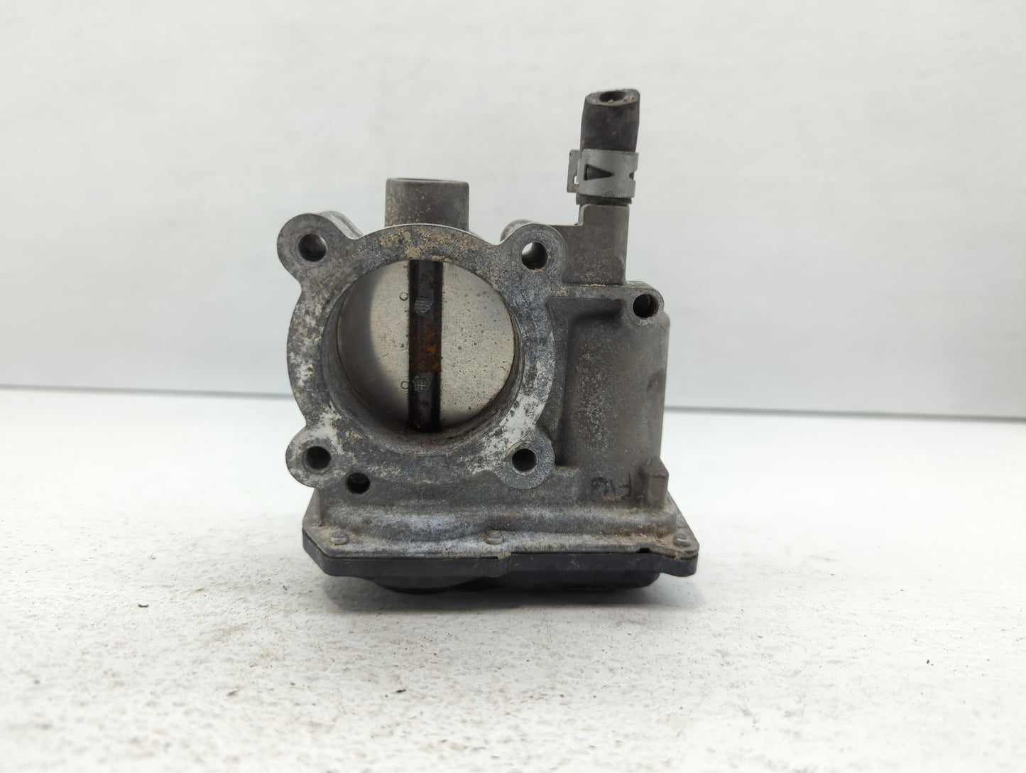 2011-2019 Toyota Corolla Throttle Body P/N:2230-0T080 Fits Fits 2011 2012 2013 2014 2015 2016 2017 2018 2019 OEM Used Auto P