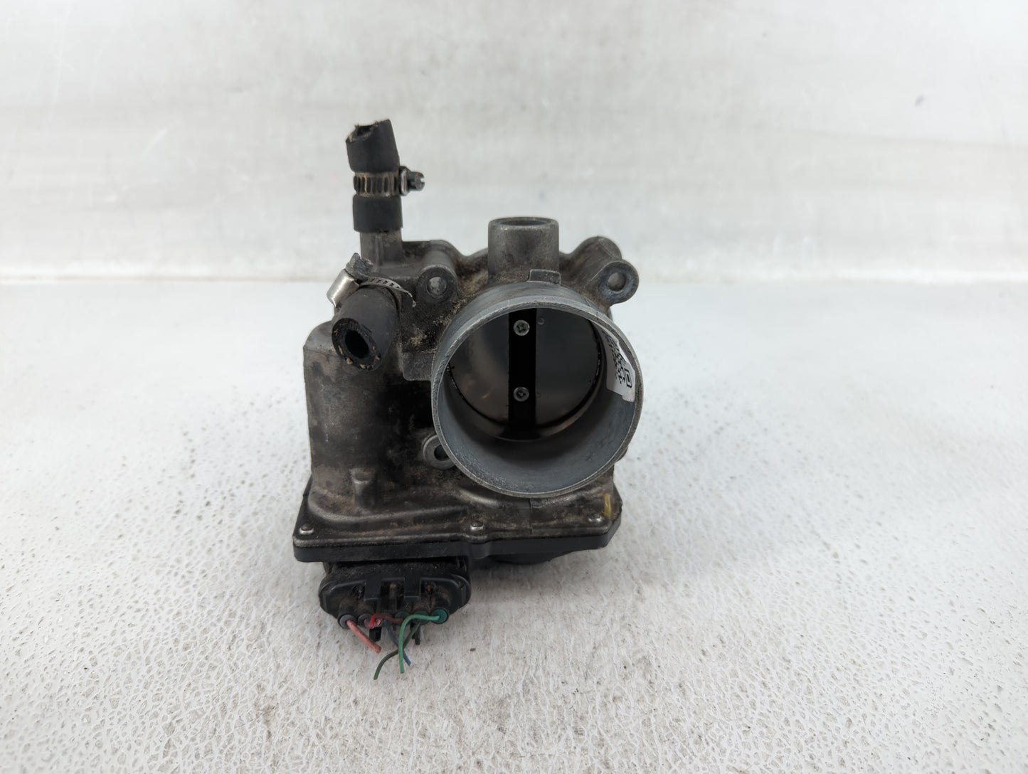 2011-2019 Toyota Corolla Throttle Body P/N:22030-0T080 Fits Fits 2011 2012 2013 2014 2015 2016 2017 2018 2019 OEM Used Auto 