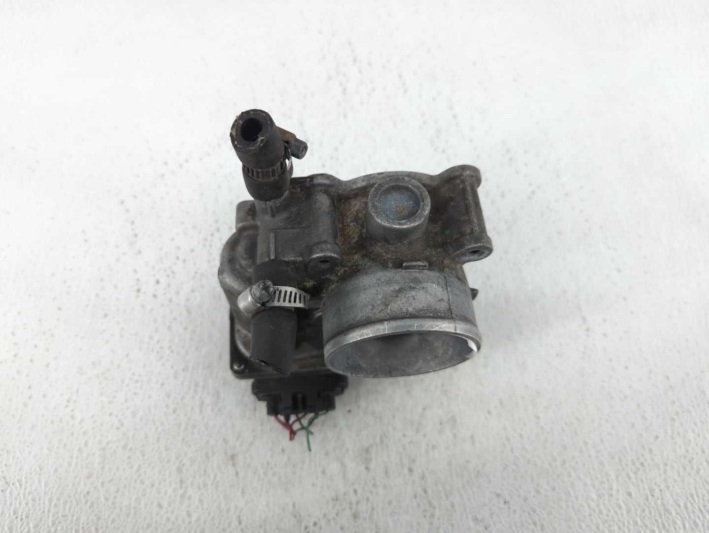 2011-2019 Toyota Corolla Throttle Body P/N:22030-0T080 Fits Fits 2011 2012 2013 2014 2015 2016 2017 2018 2019 OEM Used Auto 