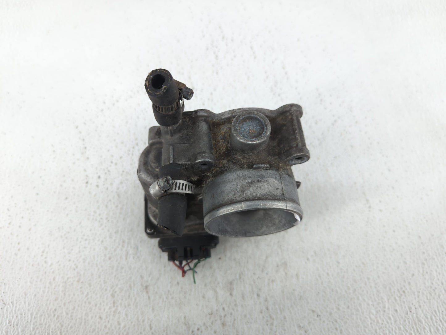 2011-2019 Toyota Corolla Throttle Body P/N:22030-0T080 Fits Fits 2011 2012 2013 2014 2015 2016 2017 2018 2019 OEM Used Auto 