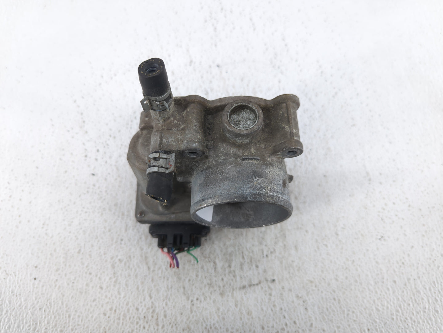 2011-2019 Toyota Corolla Throttle Body P/N:22030-0T080 Fits Fits 2011 2012 2013 2014 2015 2016 2017 2018 2019 OEM Used Auto 