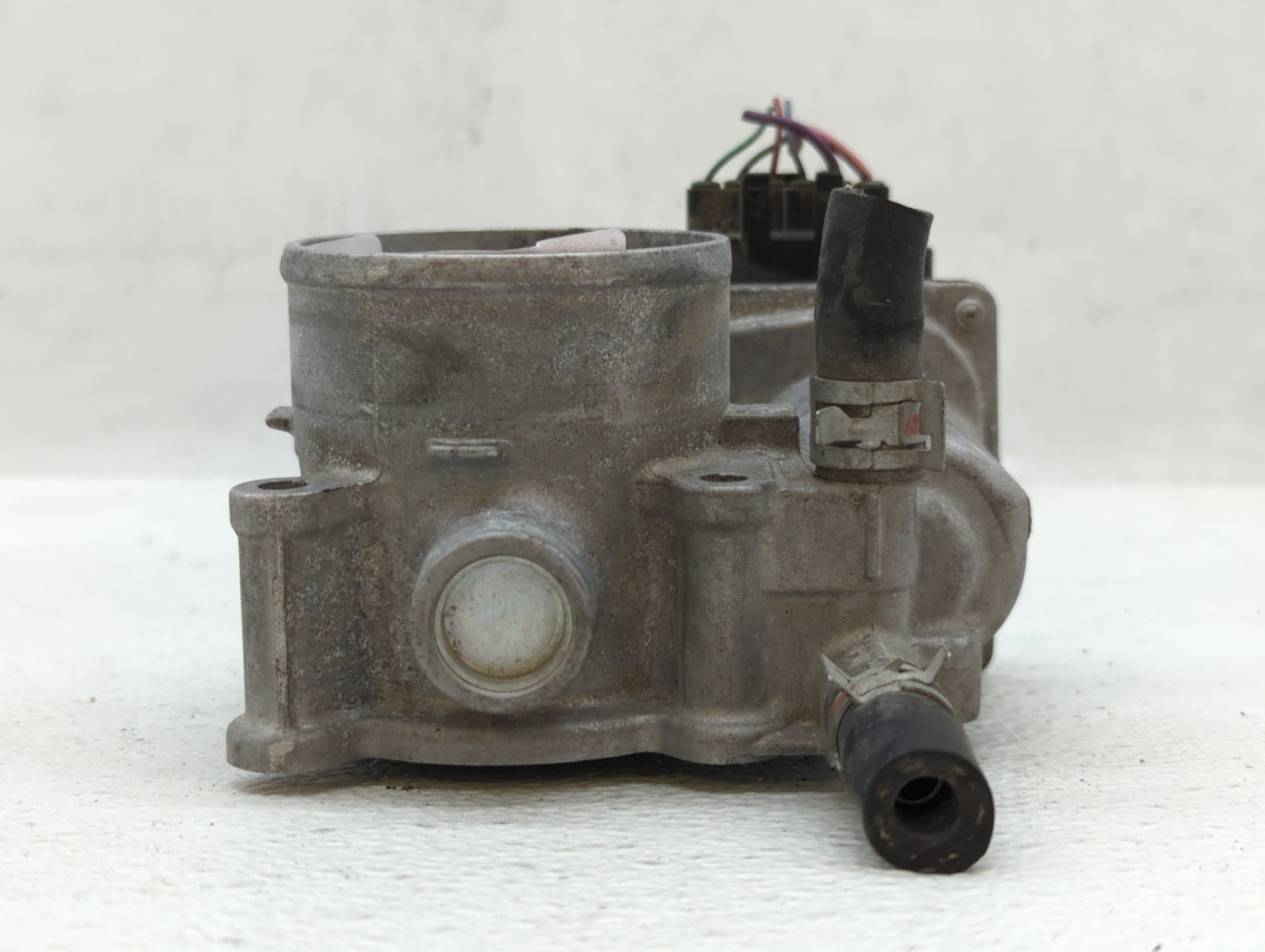 2011-2019 Toyota Corolla Throttle Body P/N:22030-0T080 Fits Fits 2011 2012 2013 2014 2015 2016 2017 2018 2019 OEM Used Auto 