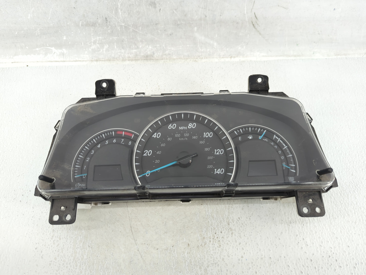 2014-2016 Toyota Corolla Instrument Cluster Speedometer Gauges P/N:TN157560-8854 Fits Fits 2014 2015 2016 OEM Used Auto Part