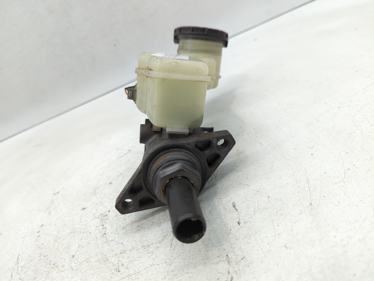 2014-2019 Toyota Corolla Brake Master Cylinder - Oemusedautoparts1.com