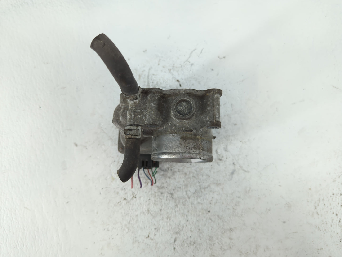 2011-2019 Toyota Corolla Throttle Body P/N:22030-0T080 Fits Fits 2011 2012 2013 2014 2015 2016 2017 2018 2019 OEM Used Auto 