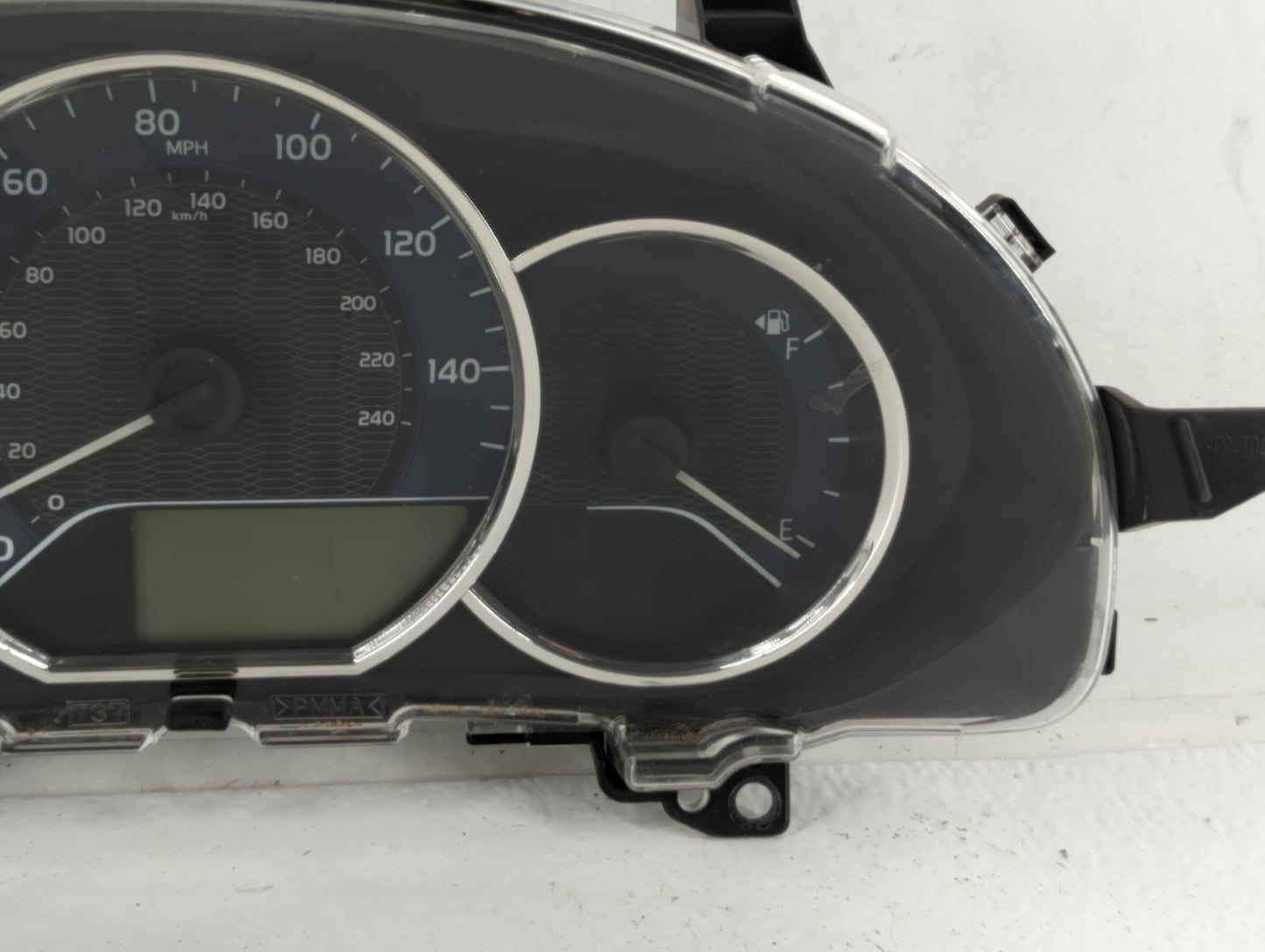 2014-2016 Toyota Corolla Instrument Cluster Speedometer Gauges P/N:83800-0ZX10-00 Fits Fits 2014 2015 2016 OEM Used Auto Par