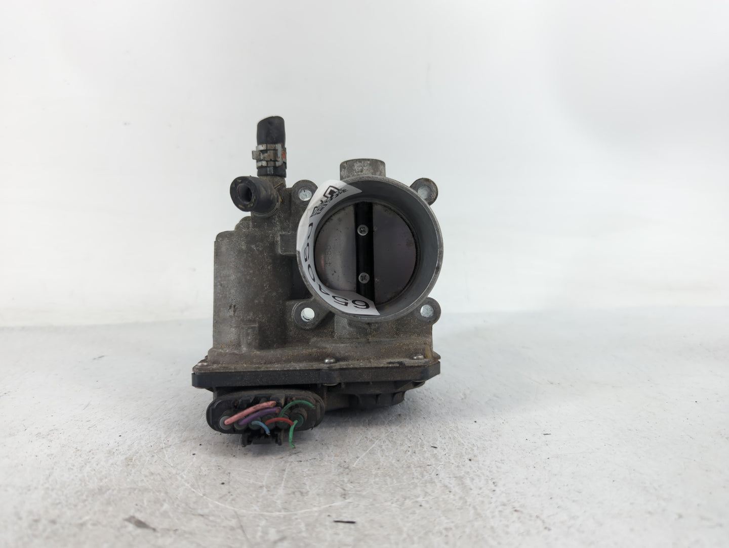 2011-2019 Toyota Corolla Throttle Body P/N:22030-0T080 Fits Fits 2011 2012 2013 2014 2015 2016 2017 2018 2019 OEM Used Auto 