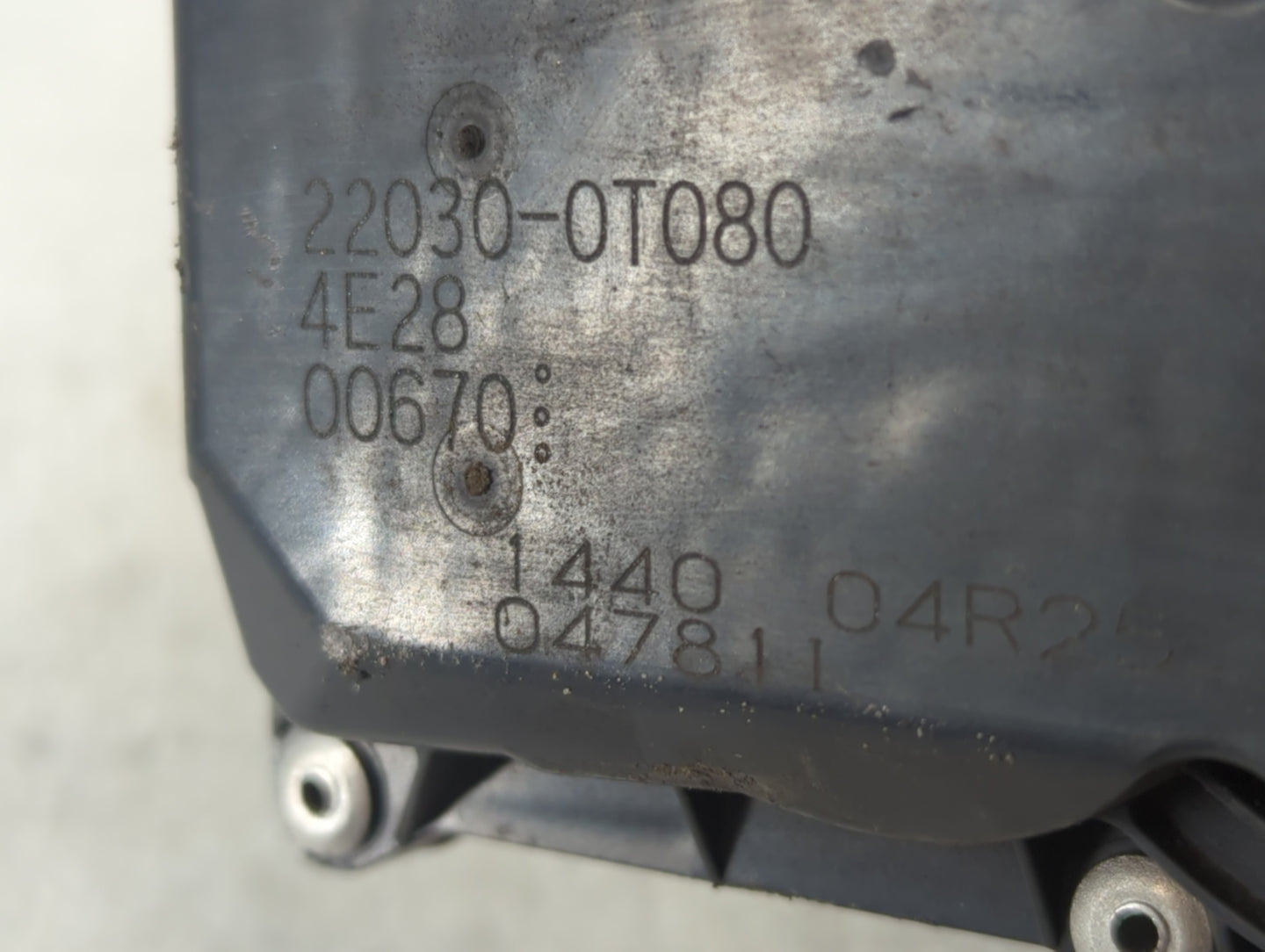 2011-2019 Toyota Corolla Throttle Body P/N:22030-0T080 Fits Fits 2011 2012 2013 2014 2015 2016 2017 2018 2019 OEM Used Auto 
