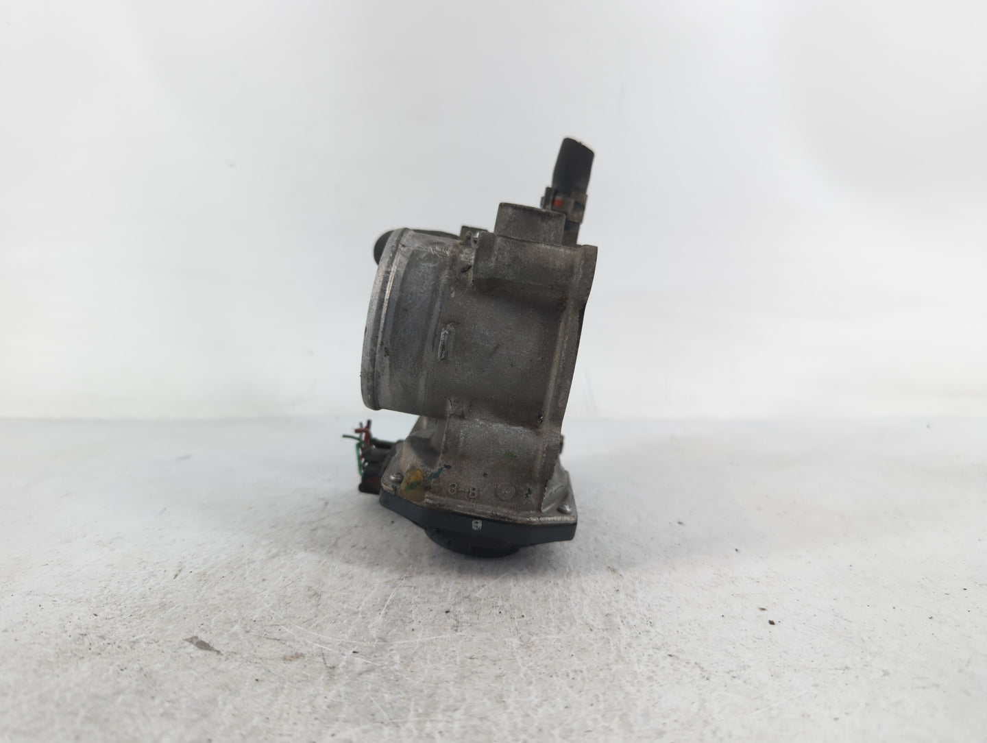 2011-2019 Toyota Corolla Throttle Body P/N:22030-0T080 Fits Fits 2011 2012 2013 2014 2015 2016 2017 2018 2019 OEM Used Auto 