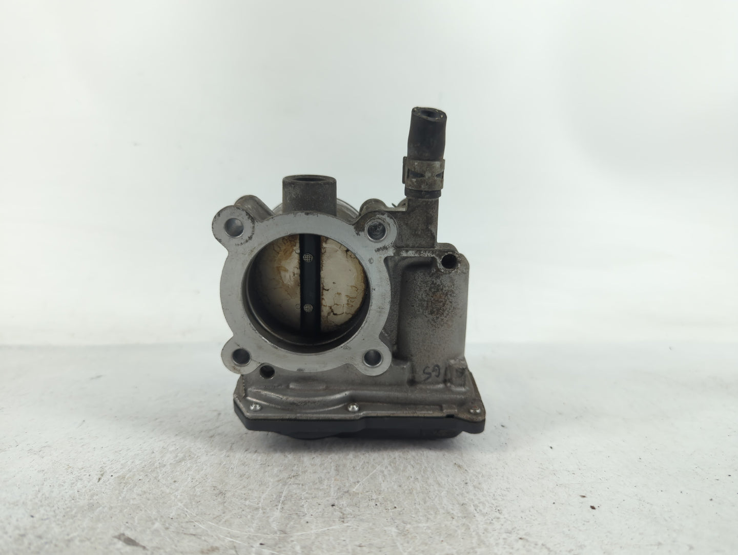 2011-2019 Toyota Corolla Throttle Body P/N:22030-0T080 Fits Fits 2011 2012 2013 2014 2015 2016 2017 2018 2019 OEM Used Auto 