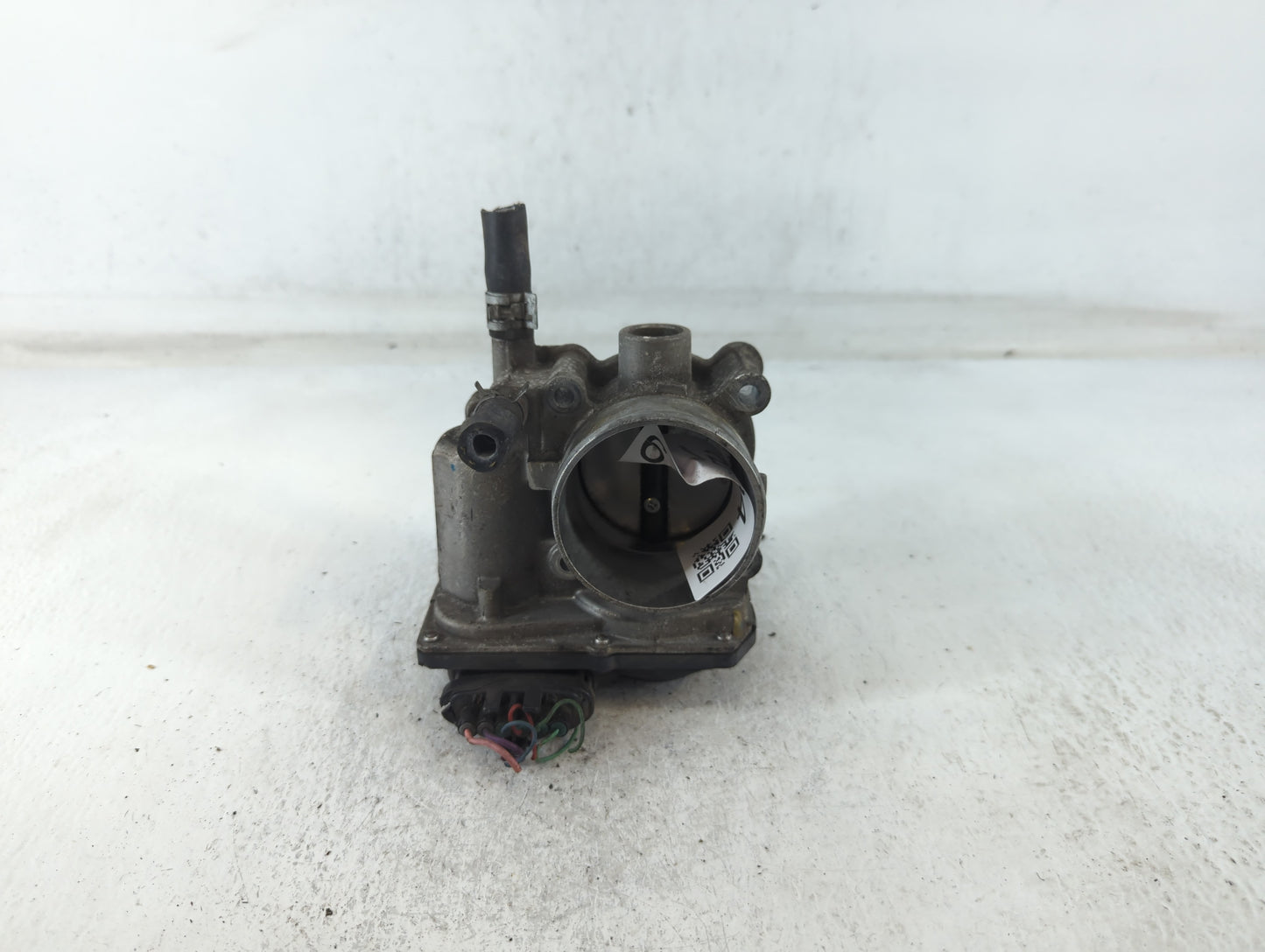 2011-2019 Toyota Corolla Throttle Body P/N:22030-0T080 Fits Fits 2011 2012 2013 2014 2015 2016 2017 2018 2019 OEM Used Auto 