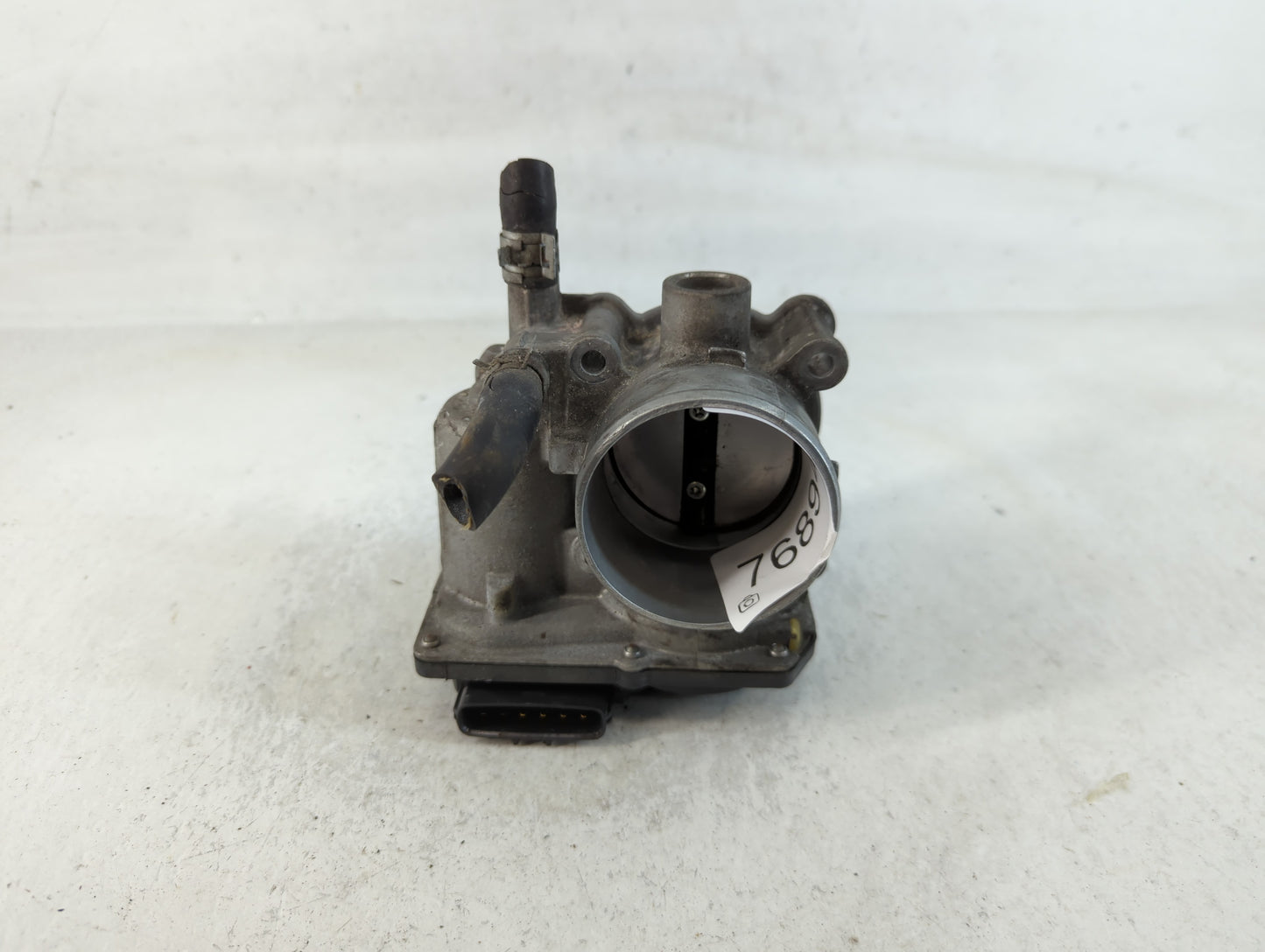 2011-2019 Toyota Corolla Throttle Body P/N:22030-0T080 Fits Fits 2011 2012 2013 2014 2015 2016 2017 2018 2019 OEM Used Auto 