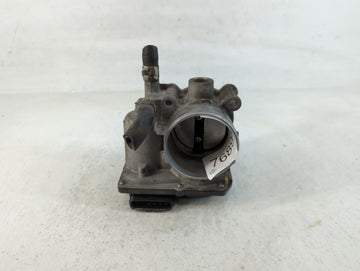 2011-2019 Toyota Corolla Throttle Body P/N:22030-0T080 Fits Fits 2011 2012 2013 2014 2015 2016 2017 2018 2019 OEM Used Auto 
