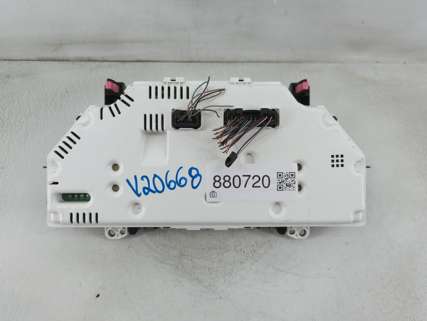 2014-2016 Toyota Corolla Instrument Cluster Speedometer Gauges P/N:PP-TD40 Fits Fits 2014 2015 2016 OEM Used Auto Parts - Oe