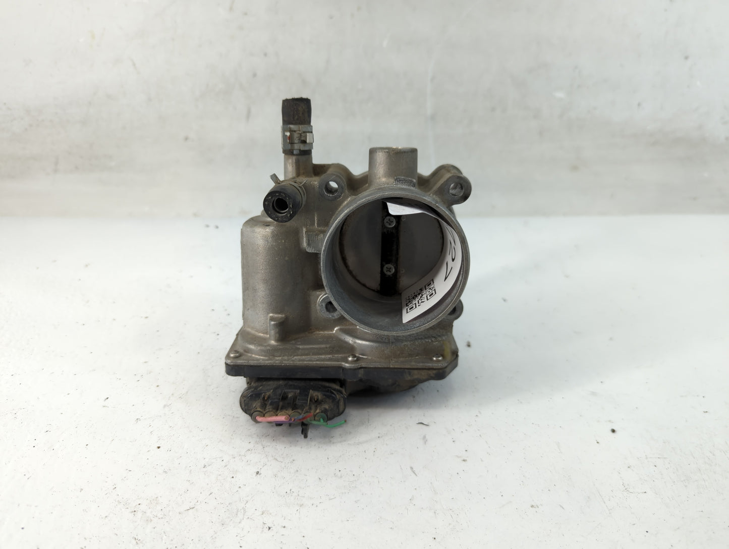 2011-2019 Toyota Corolla Throttle Body P/N:22030-0T080 Fits Fits 2011 2012 2013 2014 2015 2016 2017 2018 2019 OEM Used Auto 
