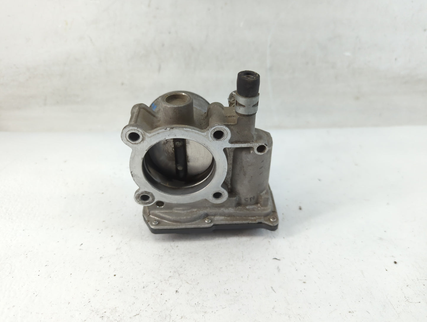 2011-2019 Toyota Corolla Throttle Body P/N:22030-0T080 Fits Fits 2011 2012 2013 2014 2015 2016 2017 2018 2019 OEM Used Auto 